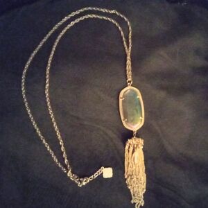 Kendra Scott Green and Gold Pendant Necklace